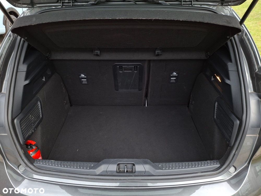 Ford Focus - 23
