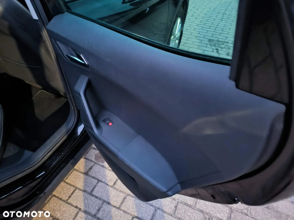 Seat Arona 1.0 Black Edition - 14
