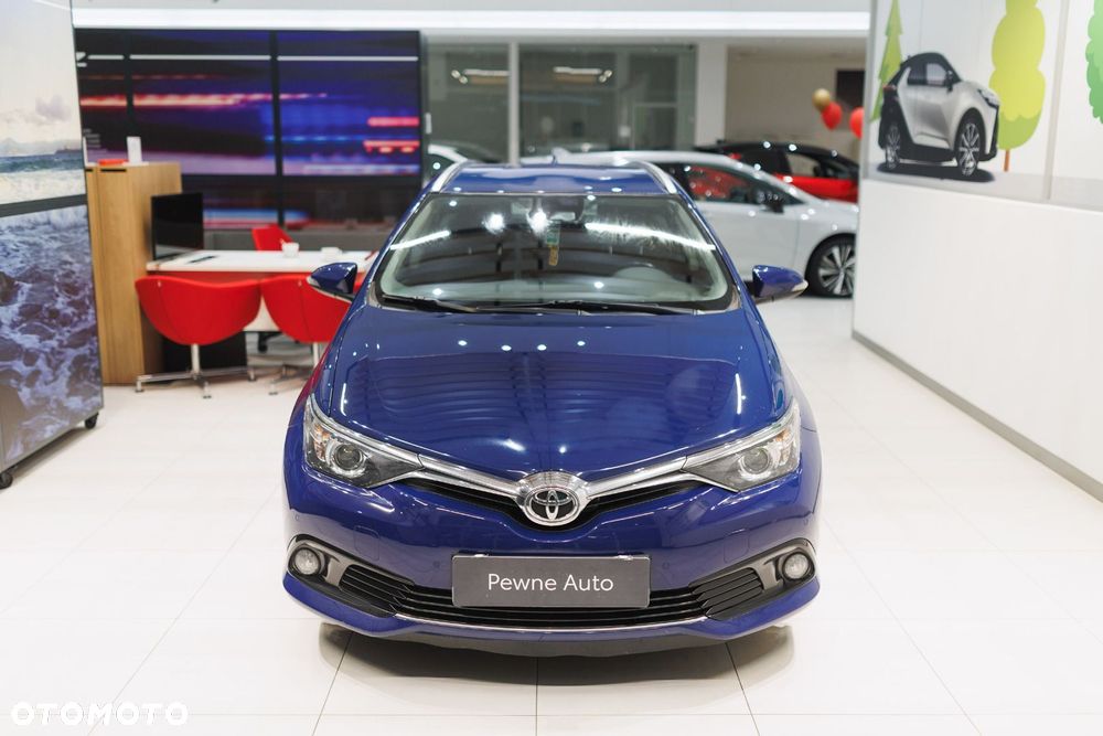 Toyota Auris - 2