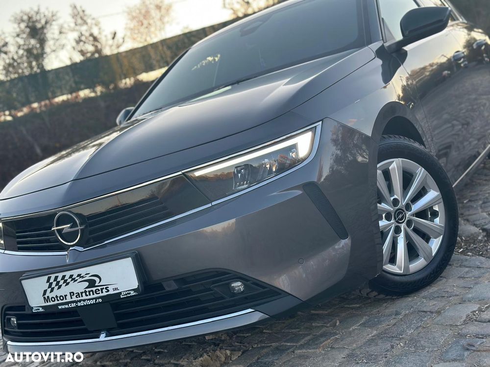 Opel Astra 1.2L Turbo Start/Stop AT8 Elegance - 10