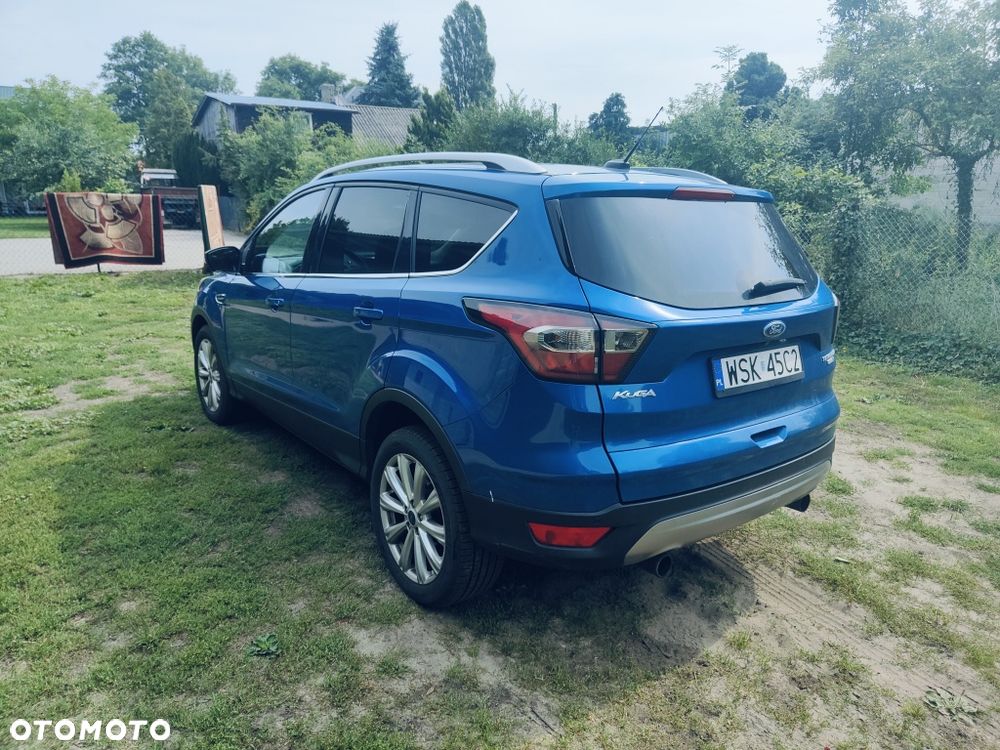 Ford Kuga - 4