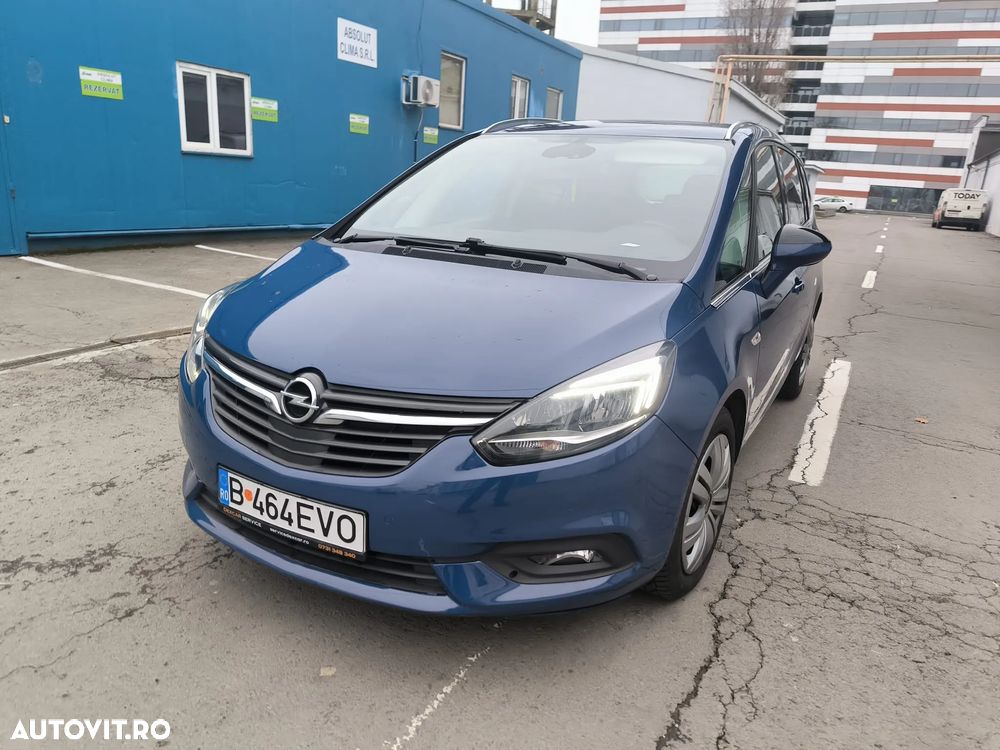 Opel Zafira - 1