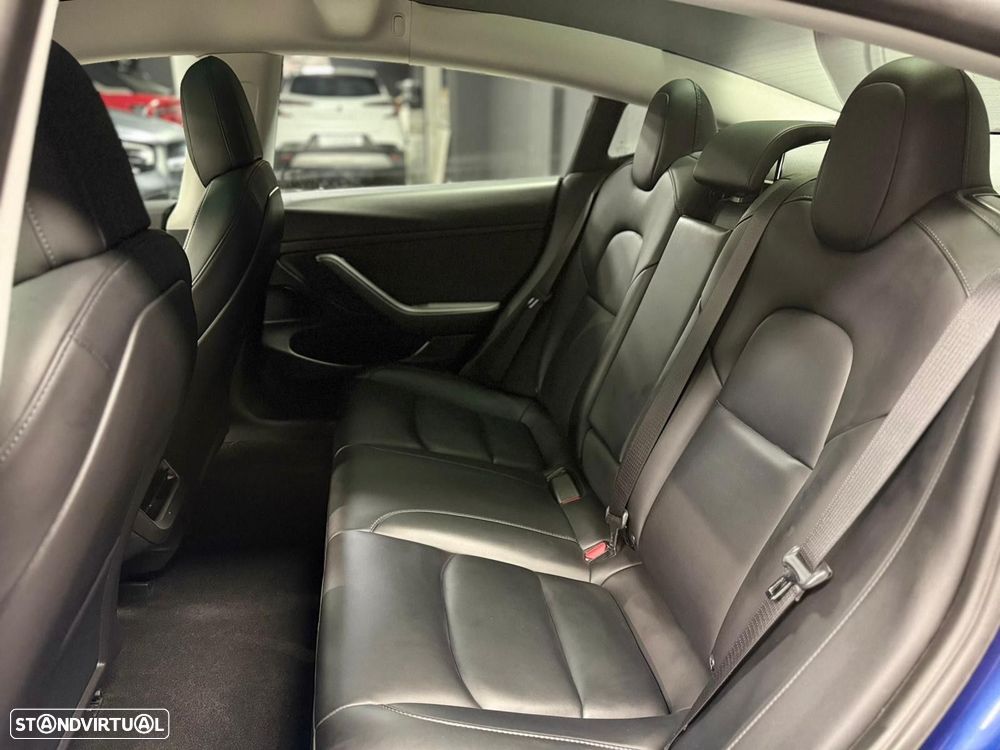 Tesla Model 3 Long-Range Dual Motor AWD - 16