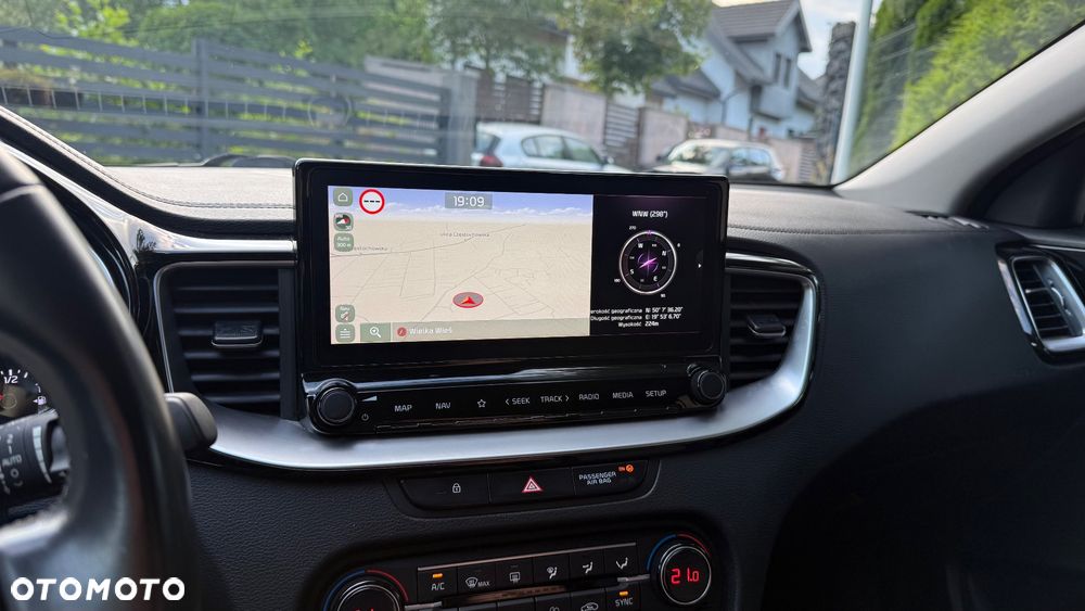 Kia Ceed 1.6 CRDi Eco-Dynamics+ (48V Mild-Hybrid) DCT7 Spirit - 29