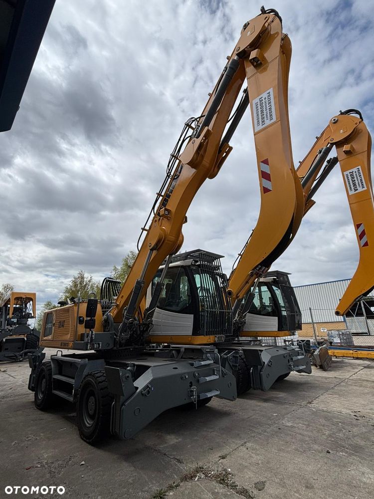 Liebherr LH 30 M - 11
