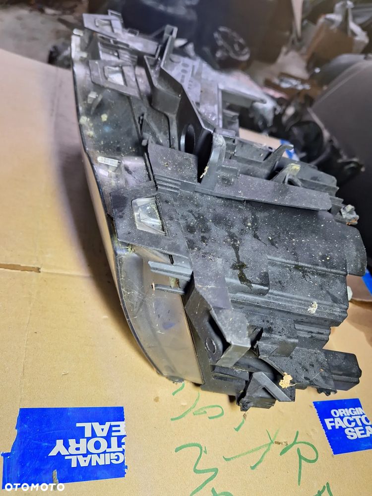 lampa przód prawa lub lewa  BMW E46 SEDAN 6902746 - 13