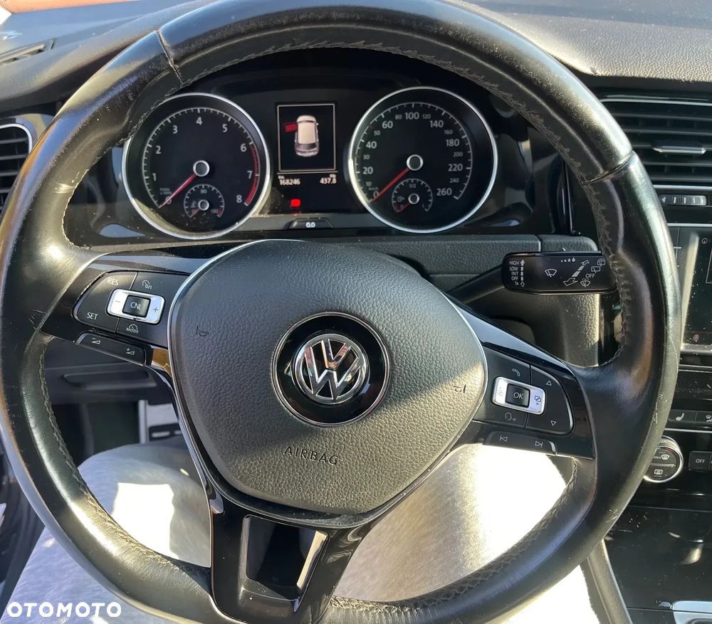 Volkswagen Golf 1.2 TSI BMT Trendline - 11