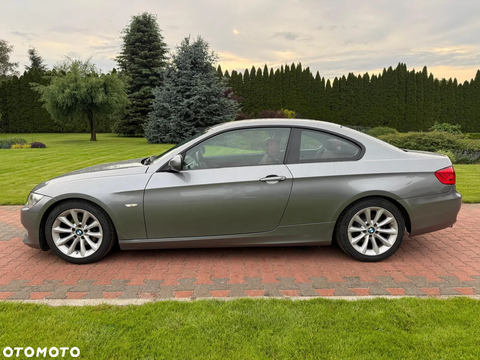 BMW Seria 3 320d Coupe - 9