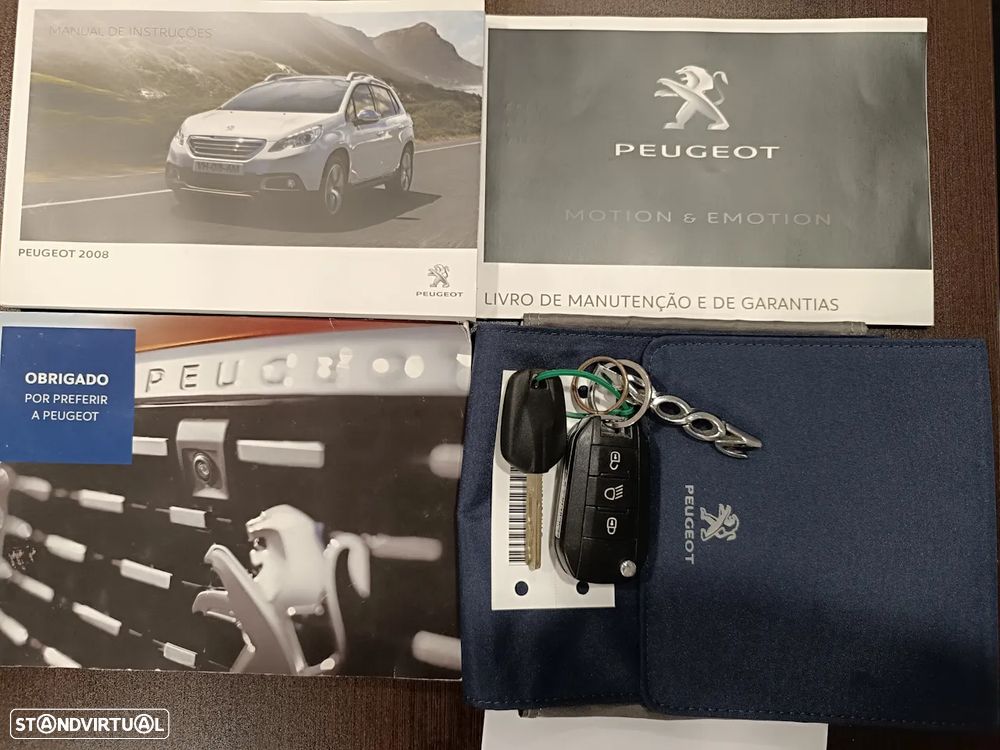 Peugeot 2008 1.2 PureTech Style - 34