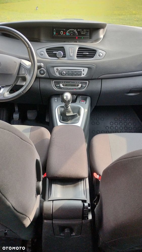 Renault Scenic 1.6 dCi Energy Limited - 16
