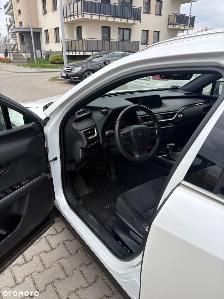 Lexus UX 200 GPF Business Edition 2WD - 7
