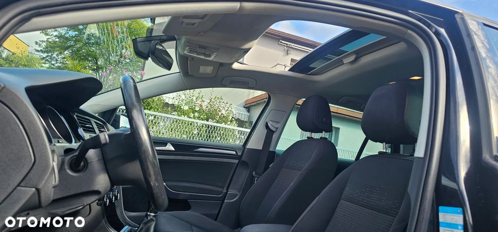 Volkswagen Golf - 7