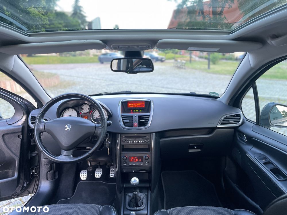 Peugeot 207 1.6 THP Platinum - 8