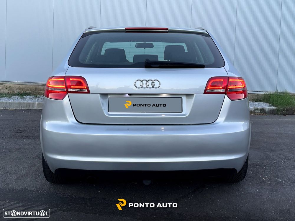 Audi A3 Sportback 1.6 TDI Attraction - 4
