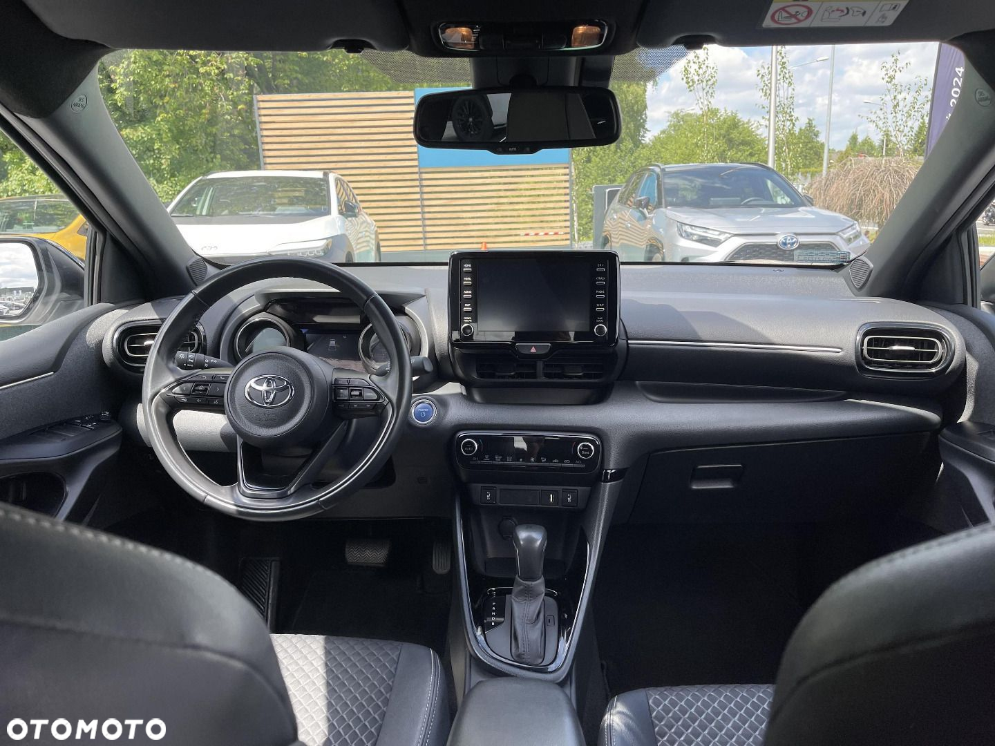 Toyota Yaris - 10