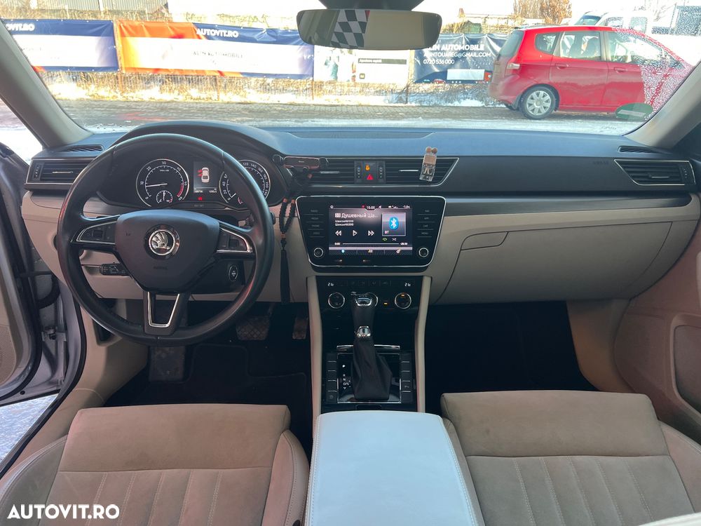 Skoda Superb 2.0 TDI DSG Active - 8
