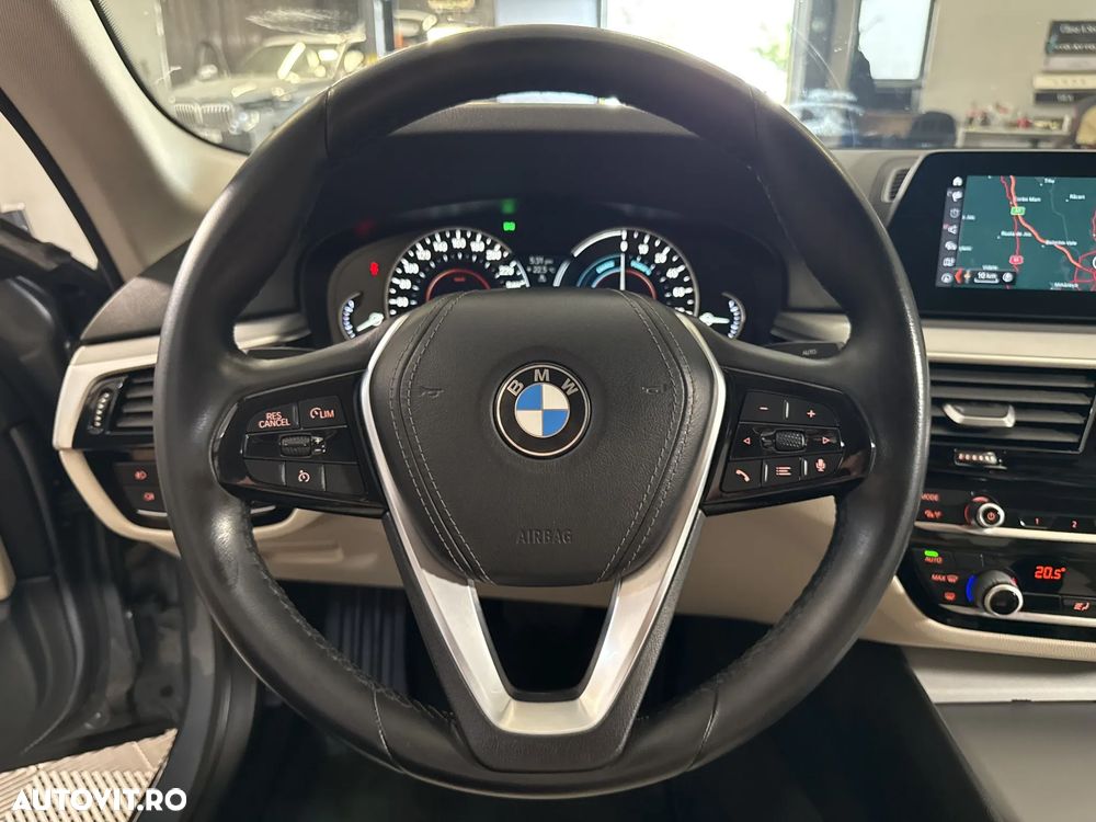 BMW Seria 5 - 17