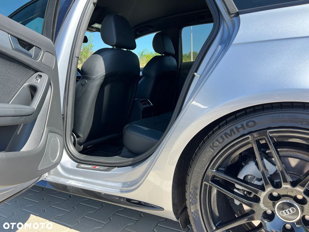 Audi A4 Avant 2.0 TFSI Quattro - 27
