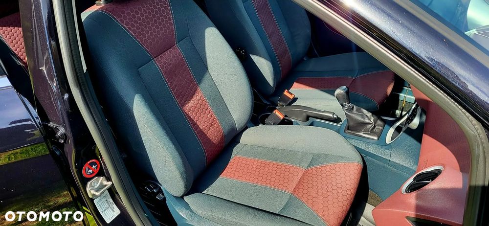 Ford Fiesta 1.4 Titanium EU5 - 16