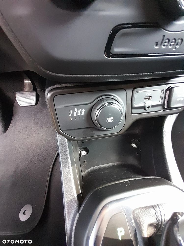 Jeep Renegade - 12