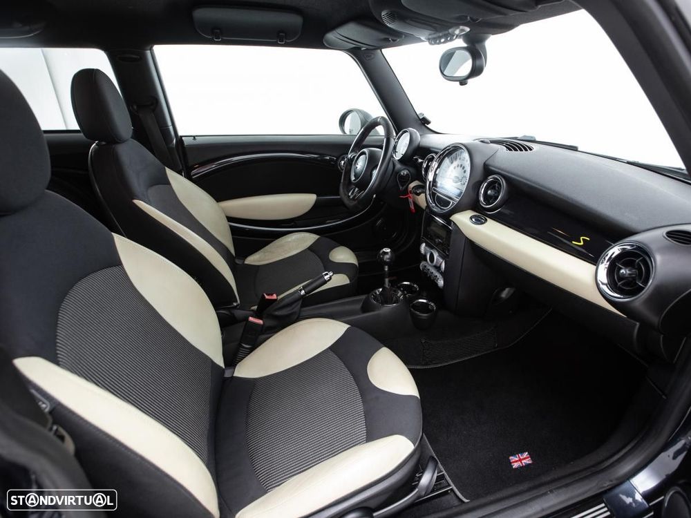 MINI 3 Portas Cooper S - 8
