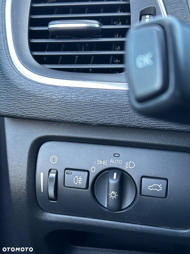 Volvo V40 Cross Country D3 Summum - 17