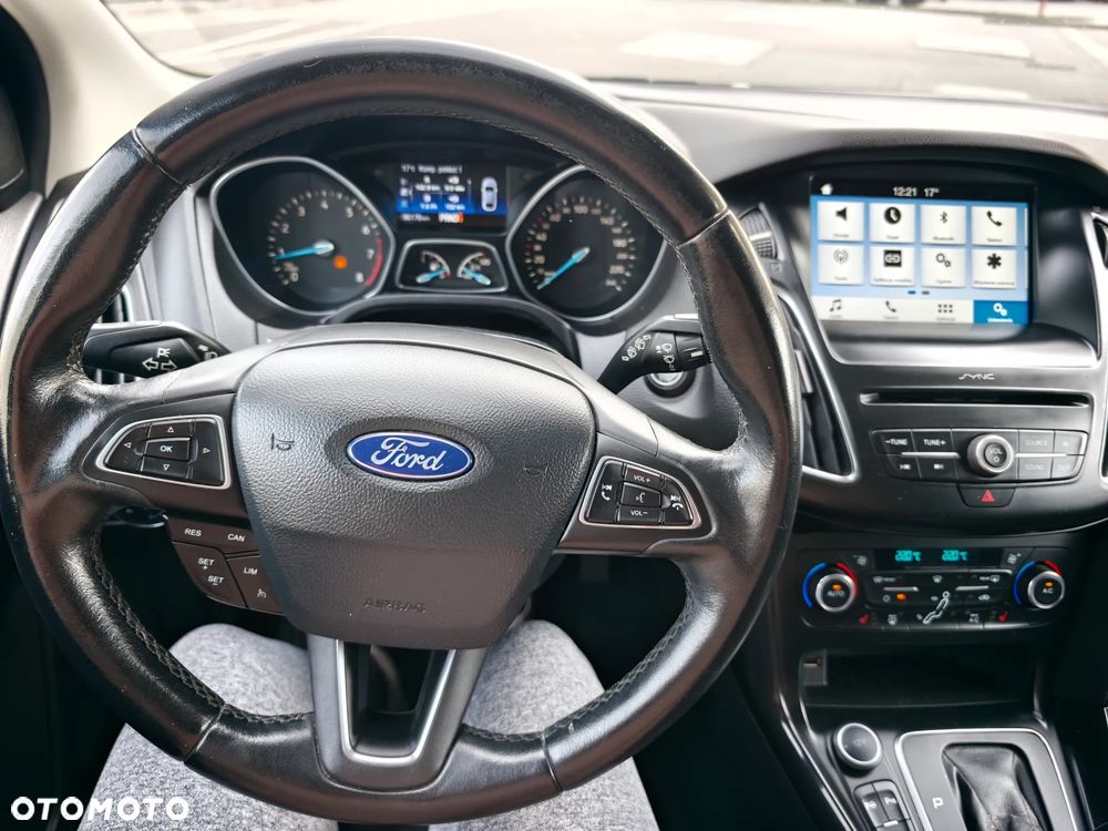 Ford Focus 1.0 EcoBoost STart-Stopp-System TITANIUM - 26