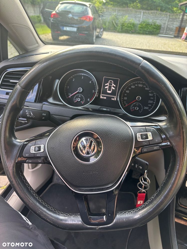 Volkswagen Golf - 4