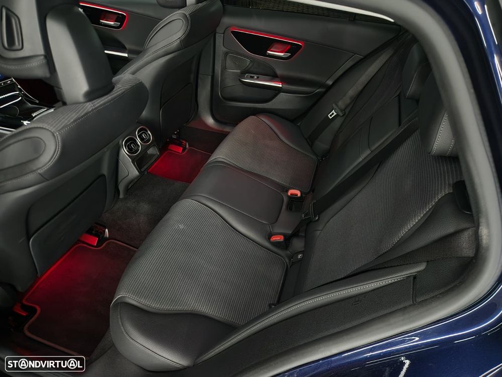 Mercedes-Benz C 300 e Avantgarde - 17