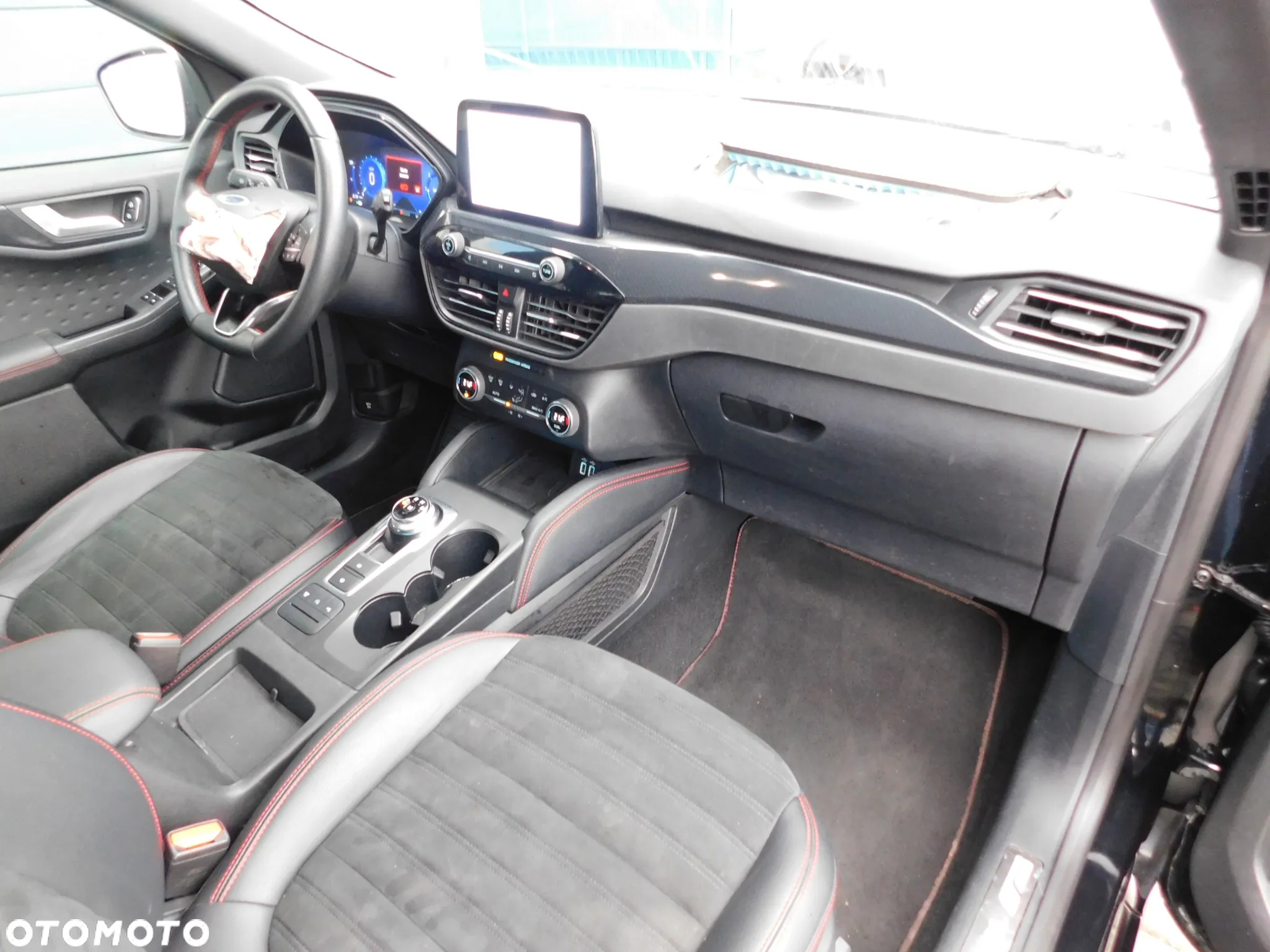 Ford Kuga 1.5 EcoBlue FWD ST-Line - 22