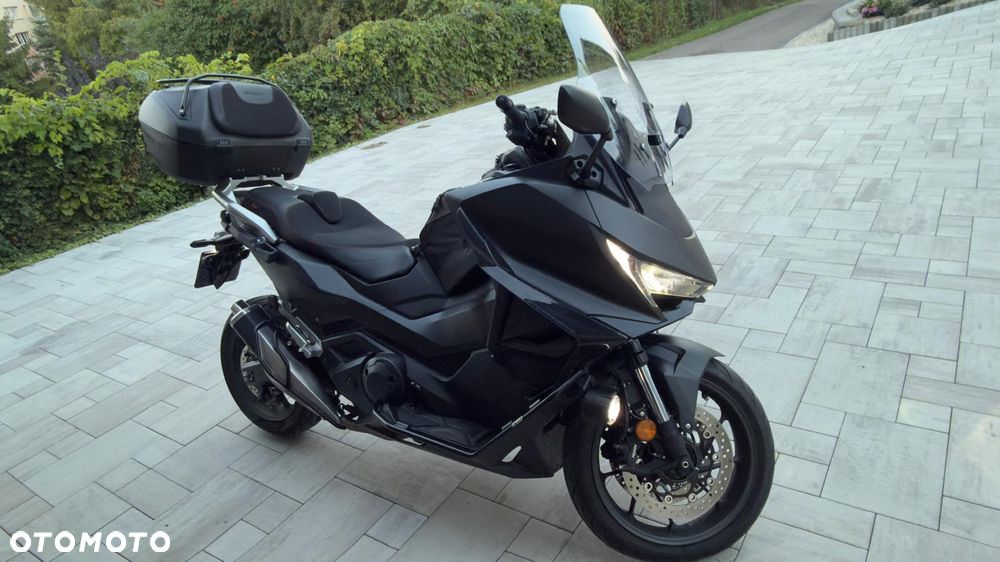 Honda NSS - 10