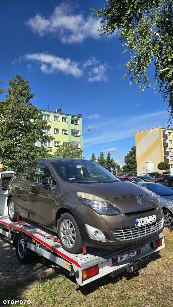Renault Scenic 1.9 dCi Privilege Euro5 - 1