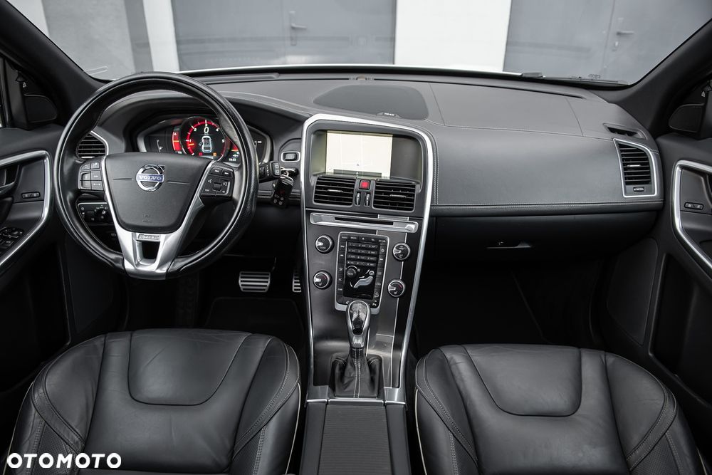 Volvo XC 60 D4 AWD Geartronic Summum - 30