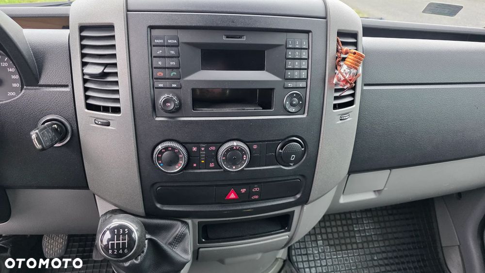 Volkswagen Crafter 2015 photo 3