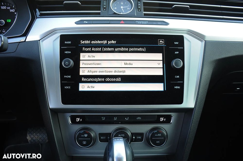 Volkswagen Passat 2.0 TDI DSG Comfortline - 14