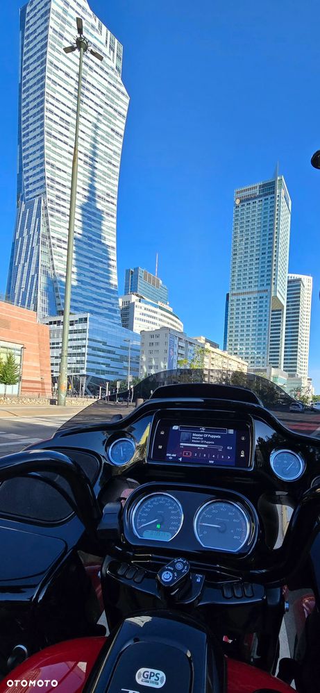 Harley-Davidson Touring Road Glide - 22