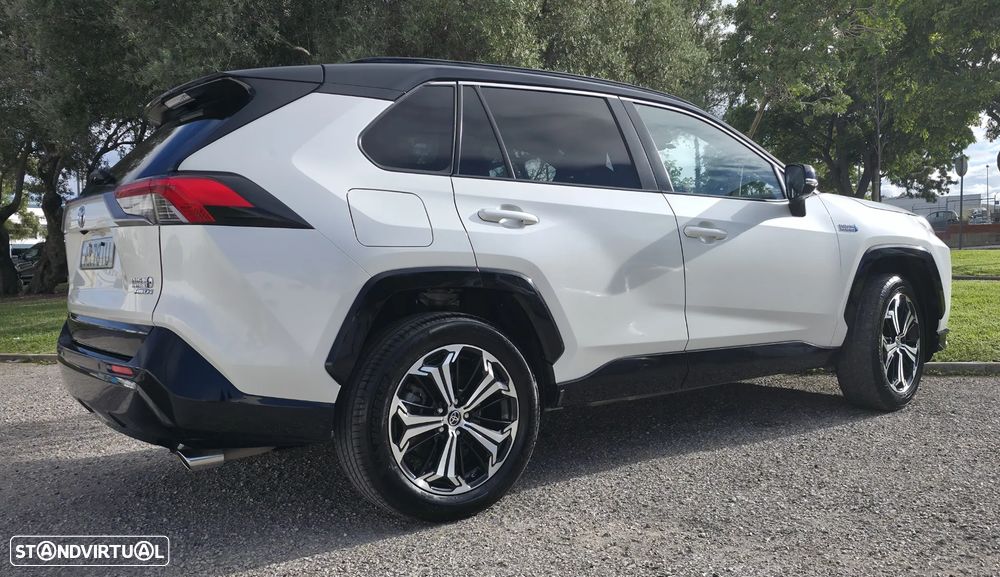 Toyota RAV4 2.5 HDF Plug-in Lounge AWD-i - 4