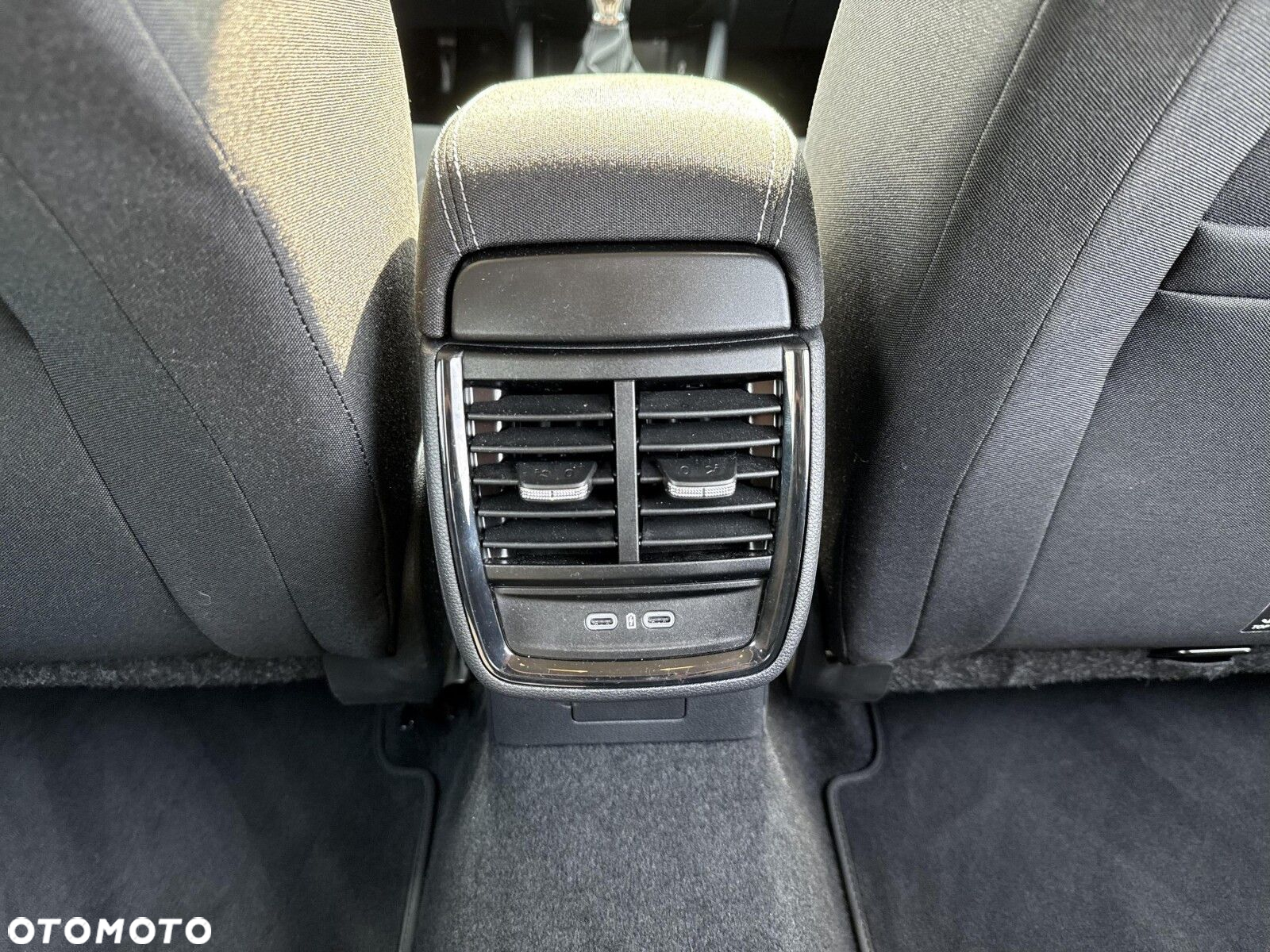 Skoda Scala 1.5 TSI Selection DSG - 25