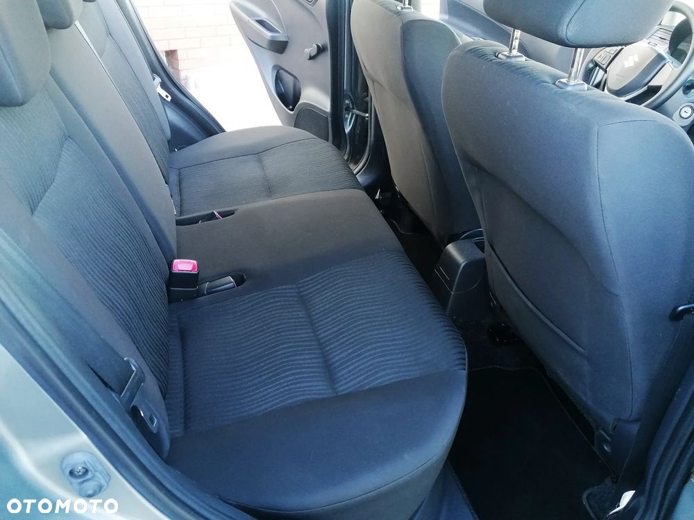Suzuki Swift - 14