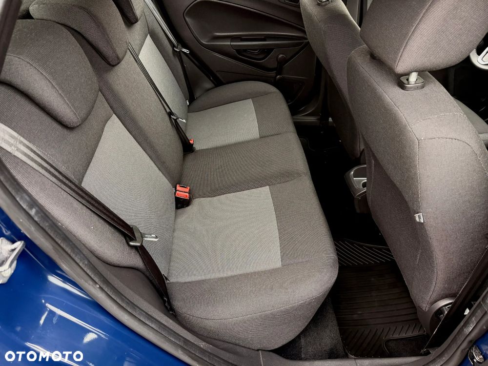 Ford Fiesta - 18
