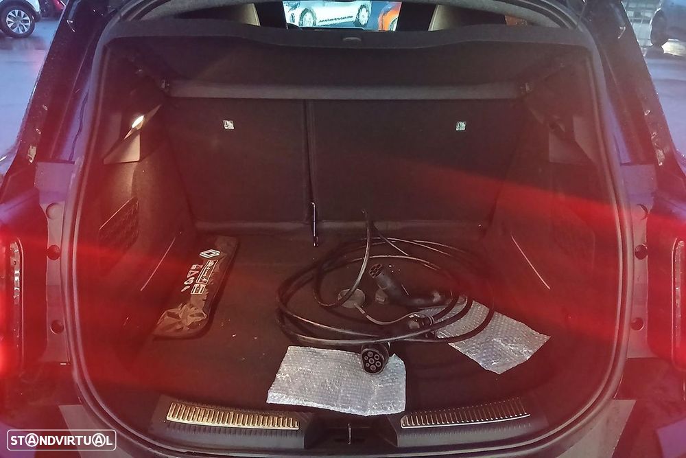 Renault 4 E-Tech 52 kWh Iconic Autonomia Conforto - 15