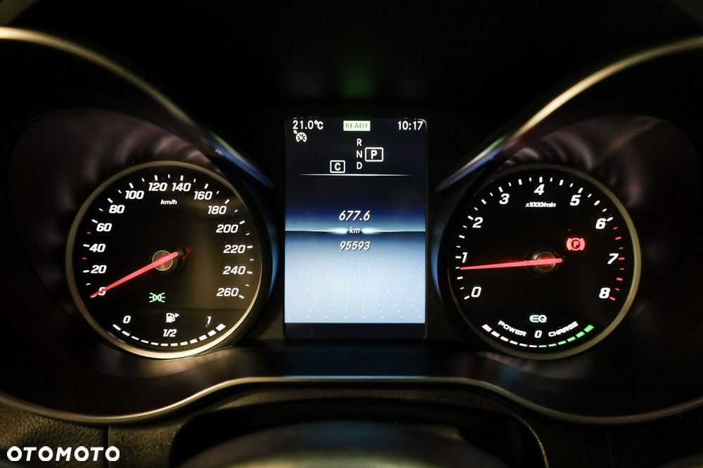 Mercedes-Benz GLC - 17
