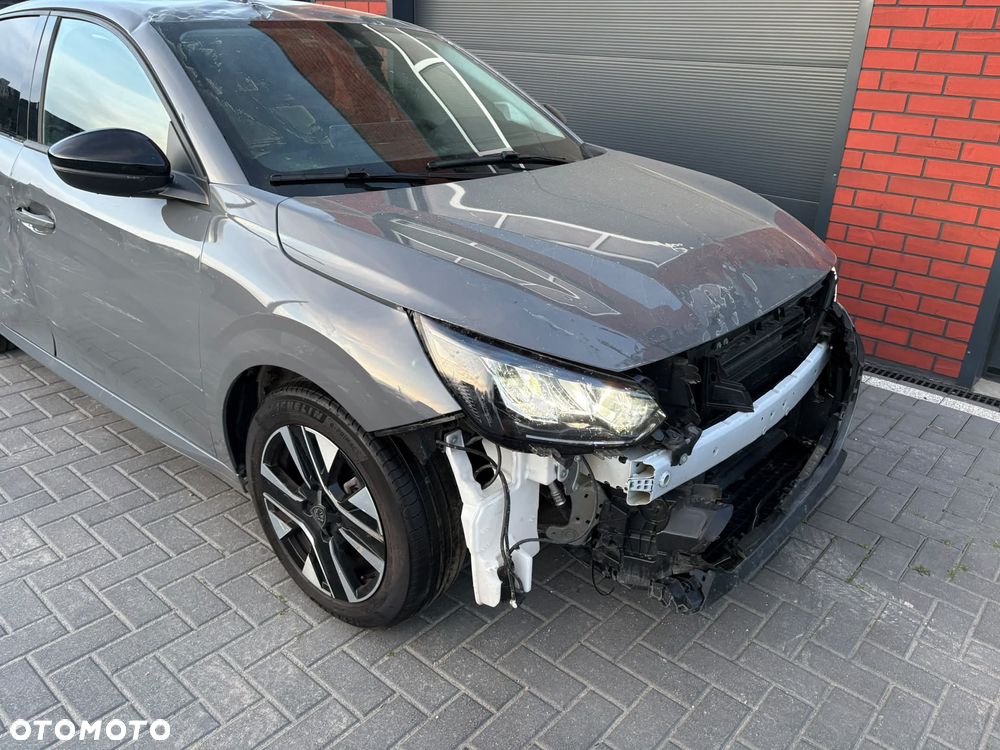 Peugeot 208 - 31