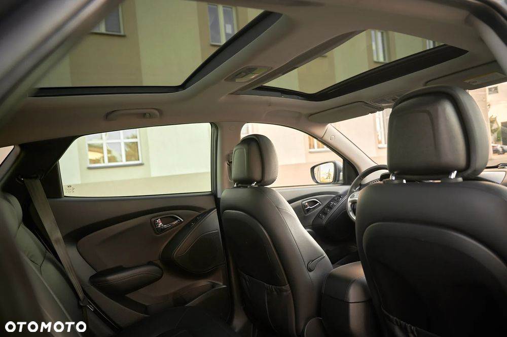 Hyundai ix35 2.0 CRDi 4WD Automatik Premium - 28