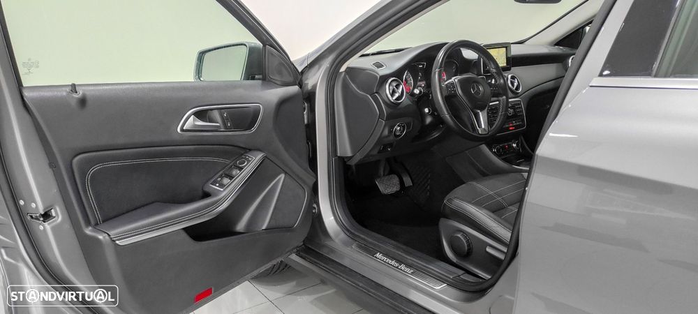 Mercedes-Benz GLA 200 CDI Urban Aut. - 15