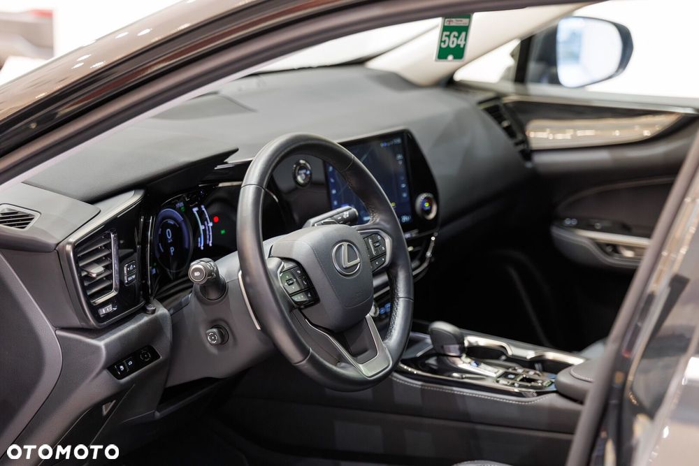 Lexus NX - 35