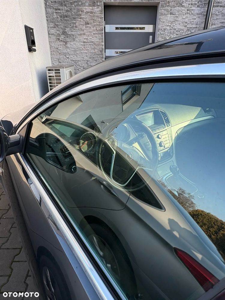 Opel Insignia 2.0 CDTI ecoFLEX Design Edition - 17