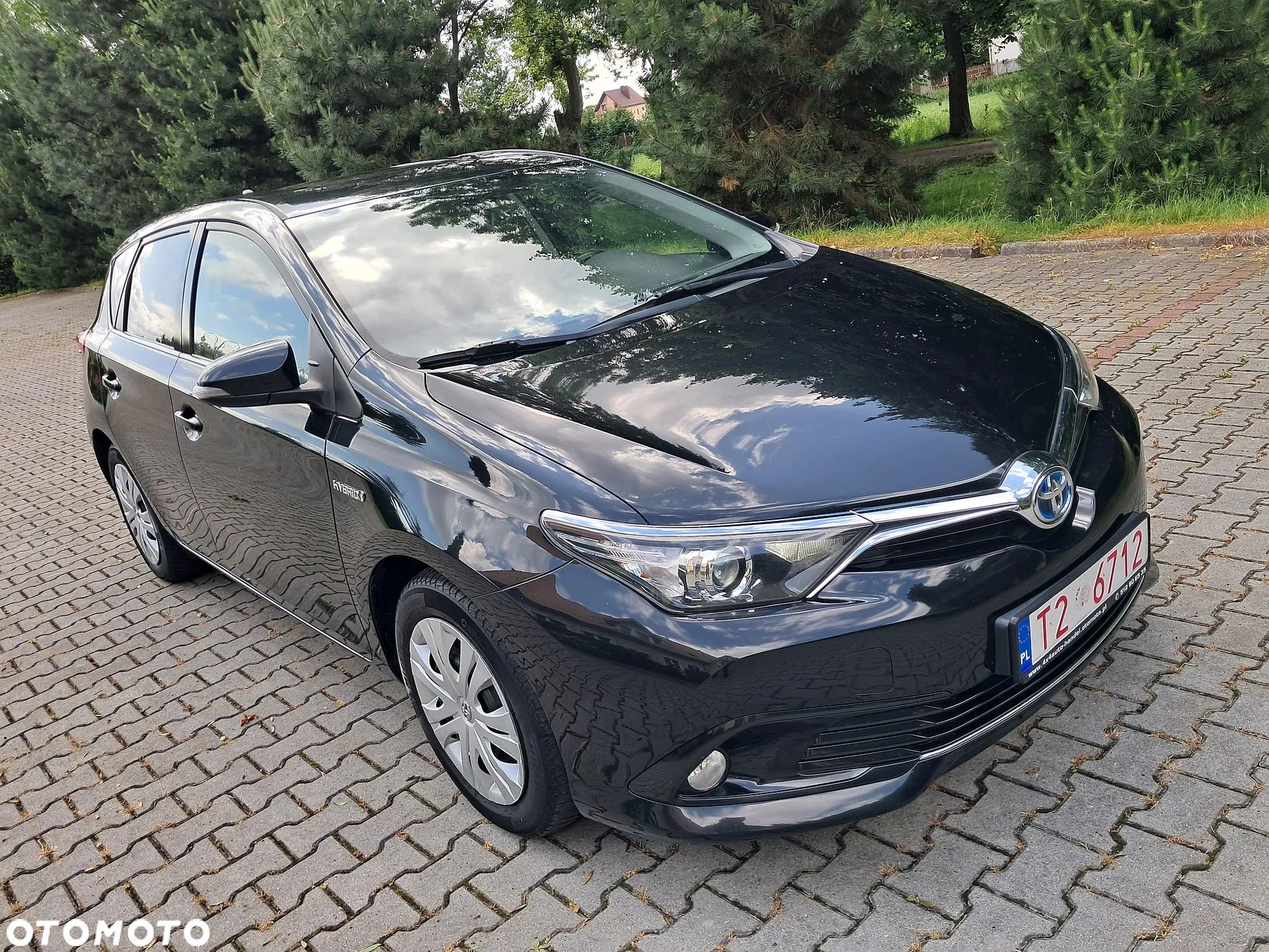Toyota Auris - 1