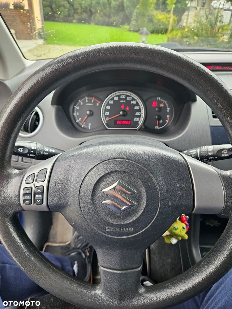 Suzuki Swift - 6