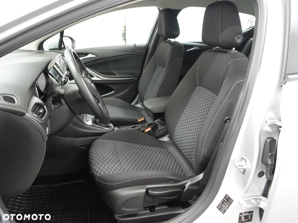 Opel Astra 1.2 Turbo Edition - 22